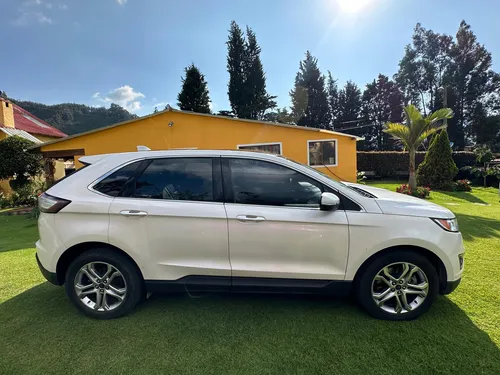 Ford Edge 3.5 Titanium