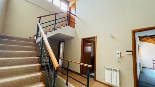 Imagen 17 de 28 de Chalet En Venta En El Barrio Los Troncos