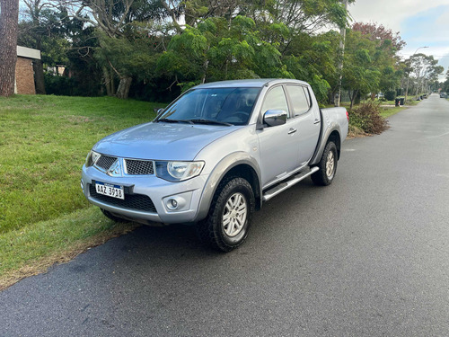 Mitsubishi Sportero 3.5 Doble Cabina V6 4x4