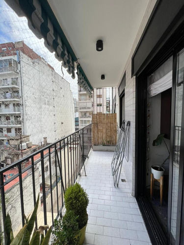Departamento 4 Amb Con Balcon En La Mejor Zona De Flores