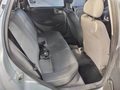 Imagen 11 de 14 de Chevrolet Corsa 2006 1.8 Gls