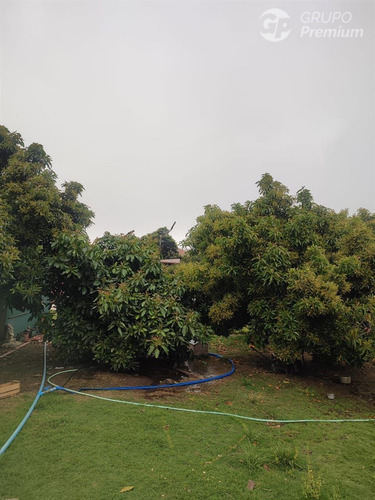 Casa De 140m2 En Venta De 4 Dorm. En Las Cabritas Calera