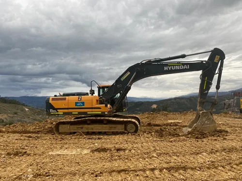 Excavadora De Orugas / Hx340-2 / Modelo 2021 / Firavitova