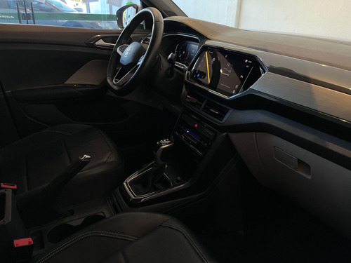 Volkswagen T-Cross Highline 1.4 TSI Flex 16V 5p Aut