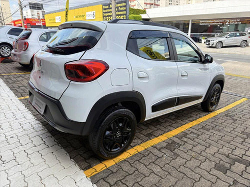 Renault Kwid 1.0 12V SCE FLEX OUTSIDER MANUAL