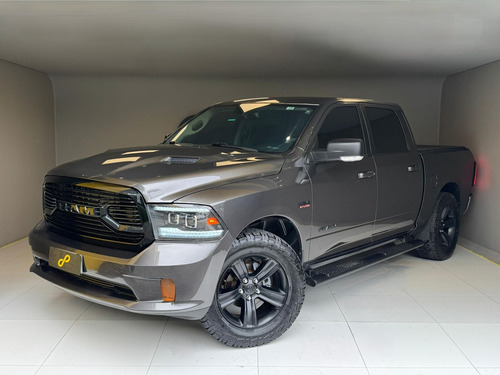 RAM Ram Classic LARAMIE NIGHT ED. 5.7 4X4 Aut.