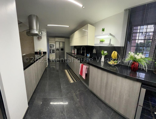 Tonwhouse En Alquiler - La Boyera - Andreina Castro - Mls #24-24599