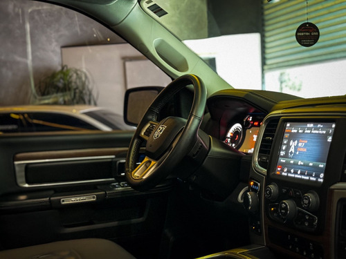 RAM Ram Classic LARAMIE 5.7 CD V8 4X4 Aut.