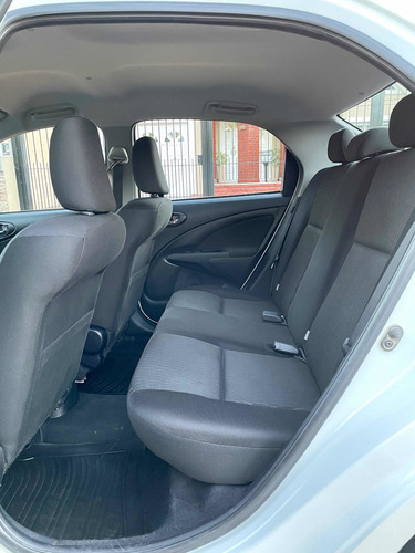 Toyota Etios 1.5 Sedan Xls 2017