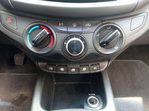 Chevrolet Aveo 1.5 Ls Mt