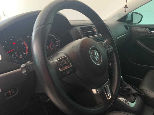Volkswagen Jetta 2.0t