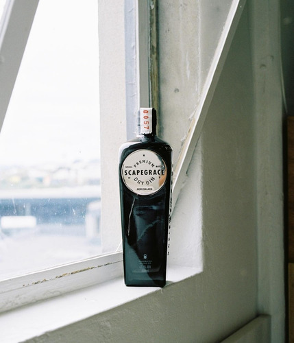 Gin Scapegrace New Zealand Plaza Serrano