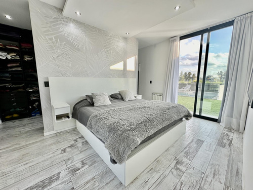 Casa En Venta En Santa Rita Canning San Vicente