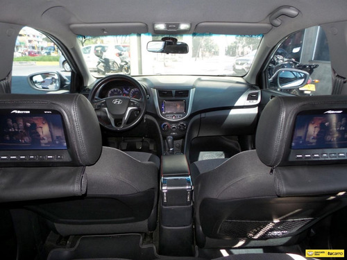 Imagen 14 de 15 de Hyundai I25 Accent Gl
