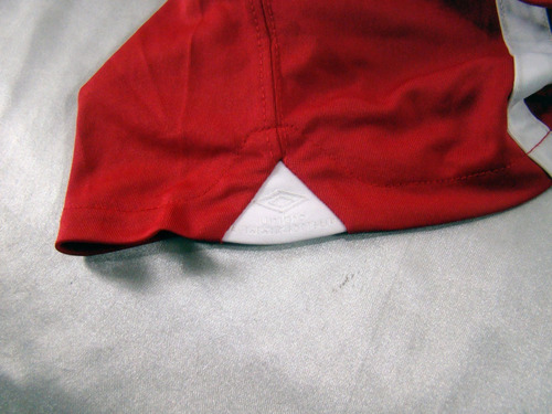 Camiseta Umbro Wrexham Exclusiva Nueva Con Etiqueta