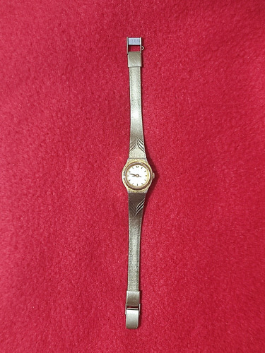 Reloj Mujer, Orient Quartz, Caratula Dorada (vintage). (Usado)
