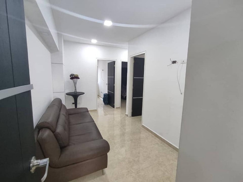 Imagen 4 de 10 de Apartamento Amoblado En Las Chimeneas, Res. Las Chimeneas Carlos Tona Cod: Foa-1327