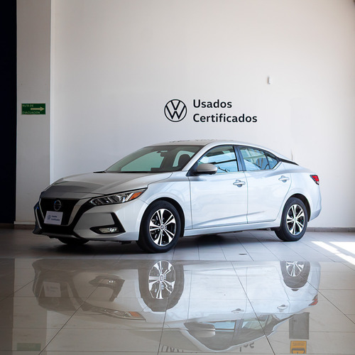 Nissan Sentra ADVANCE 4P L4 2.0L CVT