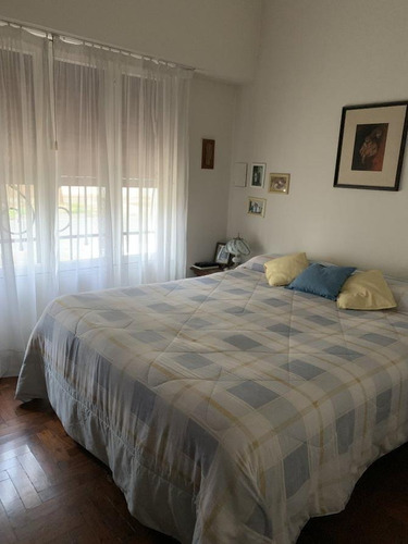 Imagen 6 de 9 de Casa 4 Ambientes En Campos 1650 Banfield