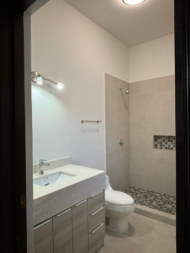 Nueva Y Moderna Casa En Venta En Rivello