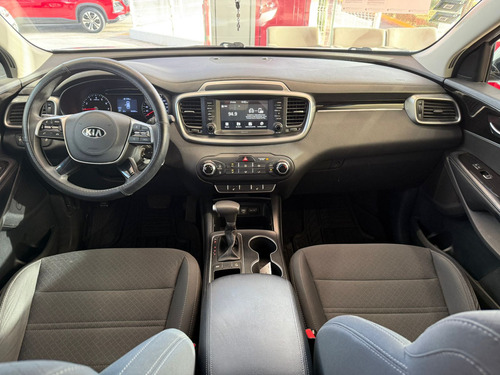 Kia Sorento 2.4 Lx At