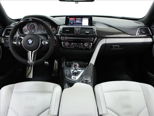Bmw M4 Bmw M4 Coupé Com Kit De Carbono