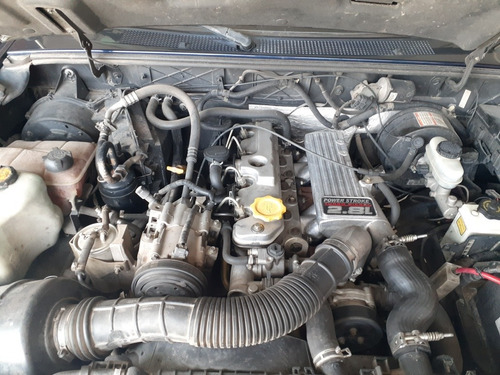 Ford Ranger 2.8 Xl I Dc 4x2 Plus L04 2005