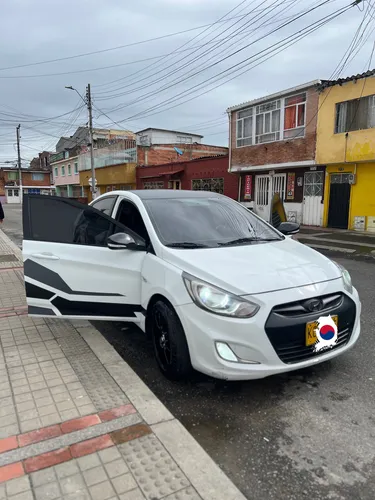 Hyundai Accent 1.6l 4 p