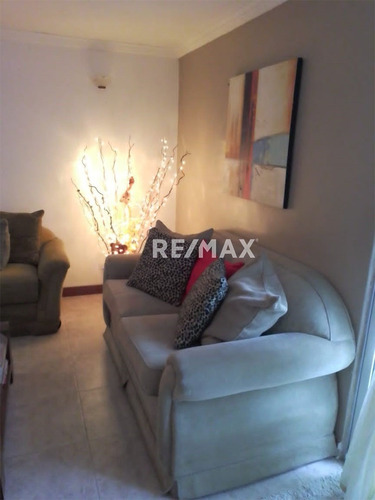 Imagen 17 de 30 de En Venta Hermoso Town House, Totalmente Amoblado, Conj. Resid. La Casona Baja