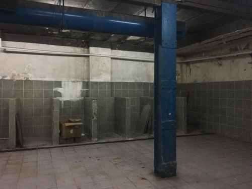 Alquiler Av Montes De Oca Al 200, Barracas, Caba