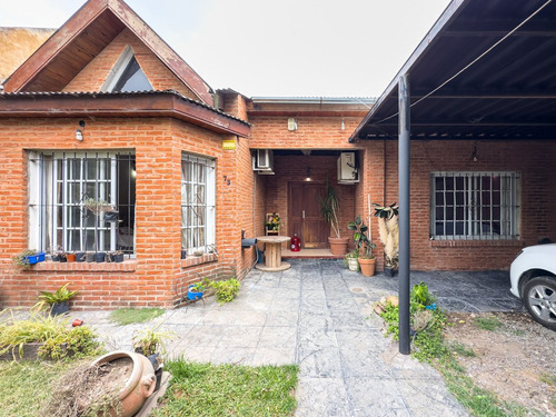 Casa En Venta 5 Ambientes En Alejandro Korn