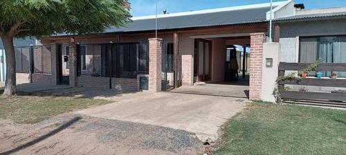 Casa En Venta En Saladillo