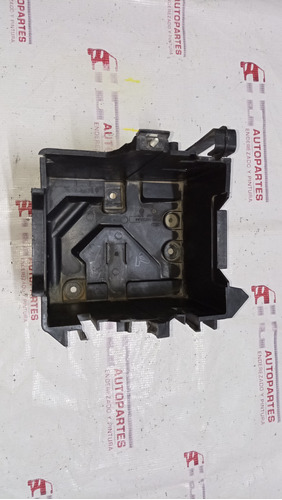 Base De Batería Ford Fiesta 2011-2019 Original Usado 