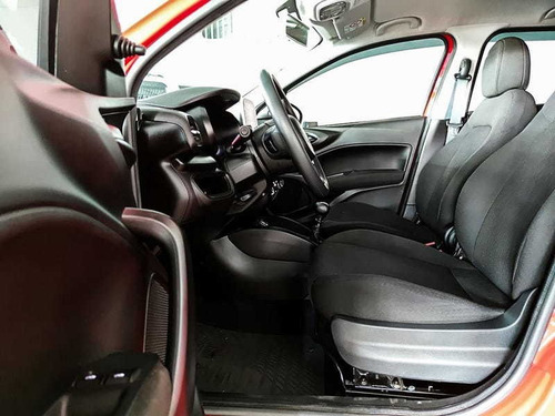 Imagem 12 de 15 de Fiat Cronos Drive 1.3 2020