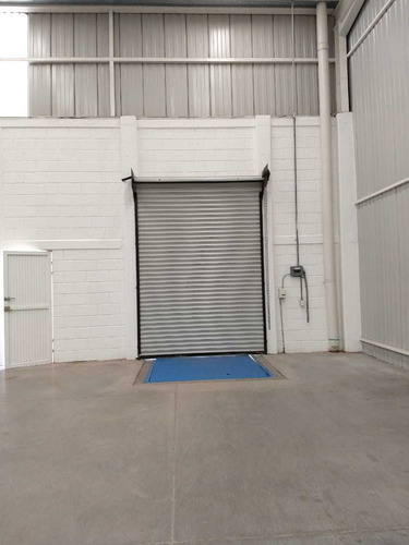 Imagen 8 de 11 de Bodegas Renta 600m2 - 1,500 M2 Kvas Seg Corredor Qro.- Sjr