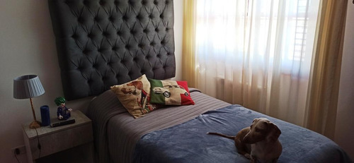 Excelente Chalet De 4 Ambientes Sobre Lote De 500m2