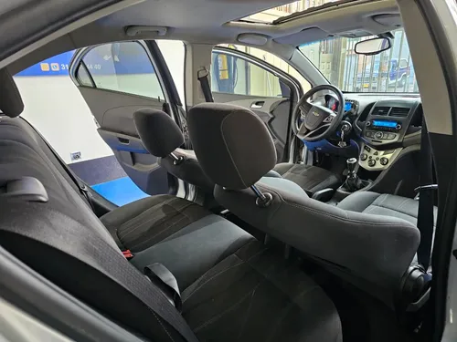 Chevrolet Sonic LT 1.6 MT