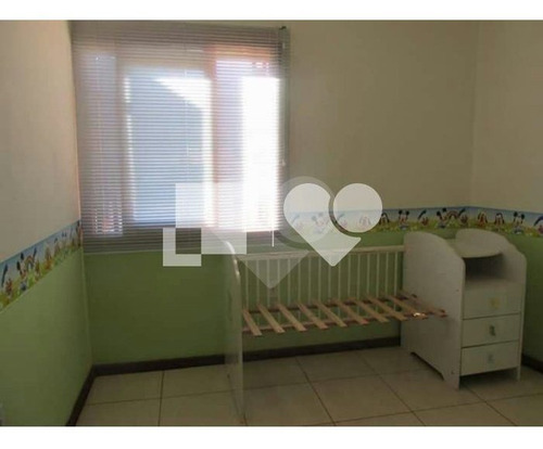 Casa 2 Dormitórios Com 198 M² - 28-im420909