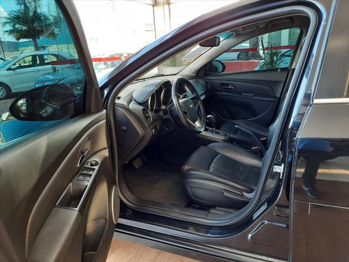 Imagem 9 de 14 de Cruze 1.8 Lt 16v Flex 4p Automático