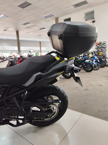 Suzuki V-strom 800 De 2025 / 4.255 Km