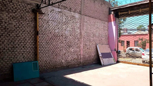 Arriendo Terreno 900 M2 Of. Y Galpón Recoleta (2083)