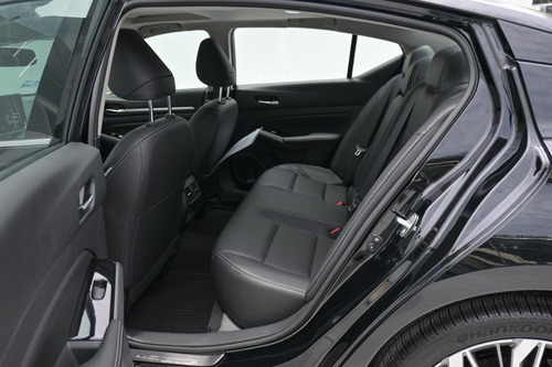 Nissan Altima 2.0 Sr Turbo Cvt