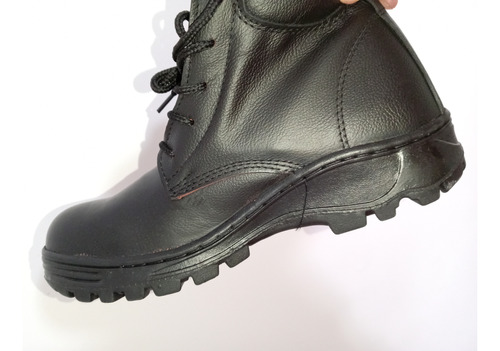 Botas Con Casquillo #7 Cutter Truper