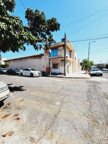 Local Salon De Fiestas En Venta Muy Centrico En Avenida Prin