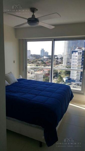 Seasons Tower, Frente Al Conrad Y A La Mansa, 2 Suites.