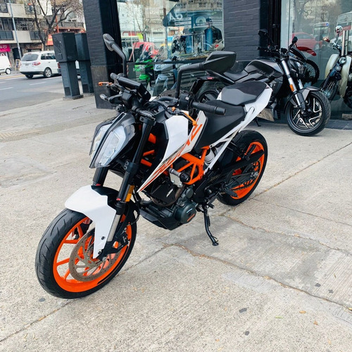 Imagen 5 de 18 de Ktm Duke 390 Impecable Permuto Dbm Motos