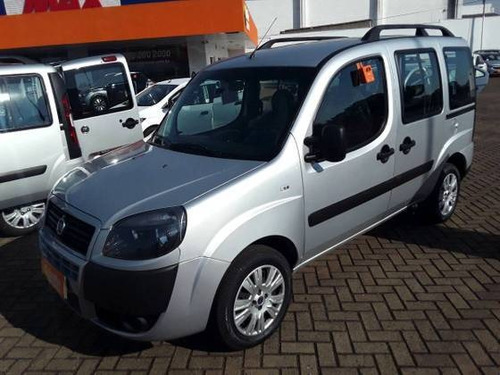 Imagem 4 de 9 de Fiat Doblò 1.8 Mpi Essence 7l 16v Flex 4p Manual