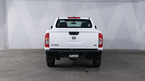 Nissan NP300 2.5 DOBLE CABINA SE AC PAQ SEG