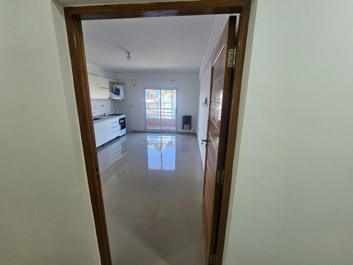 Departamento En Alquiler Zona San Justo Centro 45m2 Al Frente (a Mts. De Unlam)