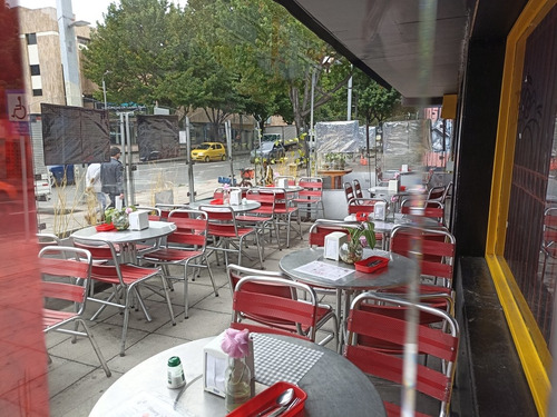 Imagen 7 de 14 de Vendo Restaurante Gran Acreditación De 35 Años.